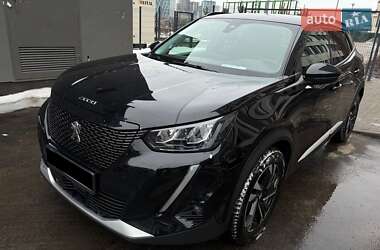 Внедорожник / Кроссовер Peugeot 2008 2021 в Киеве
