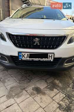 Внедорожник / Кроссовер Peugeot 2008 2019 в Киеве