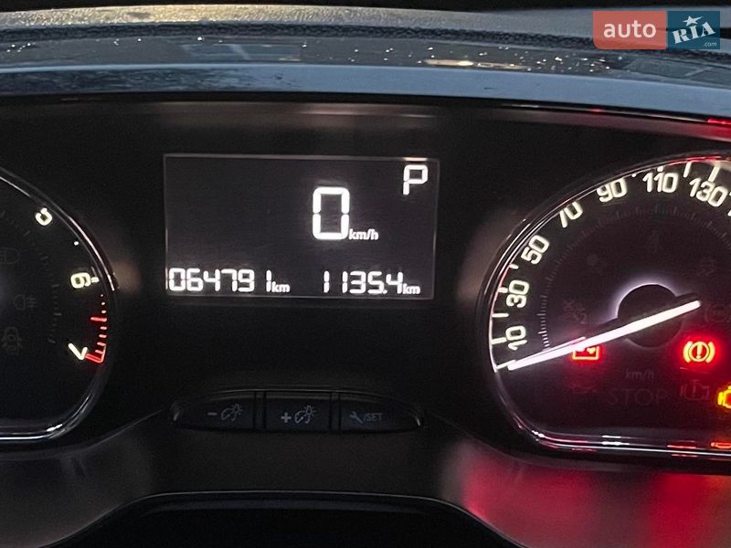 Внедорожник / Кроссовер Peugeot 2008 2014 в Львове фото 7 Внедорожник / Кроссовер Peugeot 2008 2014 в Львове