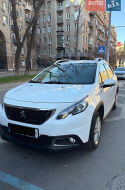 Внедорожник / Кроссовер Peugeot 2008 2019 в Киеве