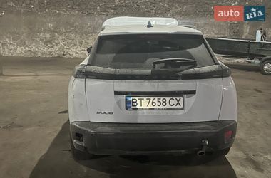 Внедорожник / Кроссовер Peugeot 2008 2023 в Снигиревке