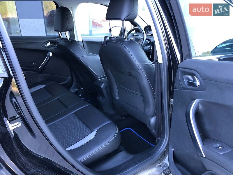 Внедорожник / Кроссовер Peugeot 2008 2014 в Львове