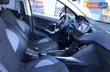 Внедорожник / Кроссовер Peugeot 2008 2014 в Львове