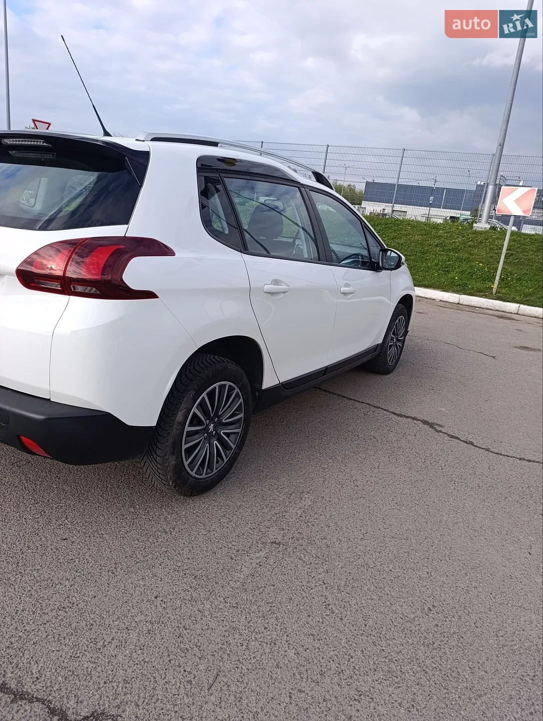 2018 Peugeot 2008 - мініатюра 7
