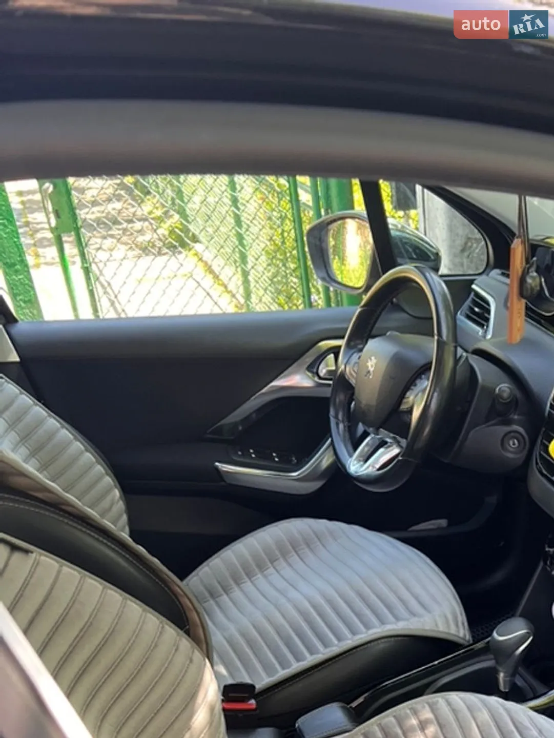 Peugeot 2008 2015 VIN VF3CUHNZTFY151347 фото оголошення 3 з 16
