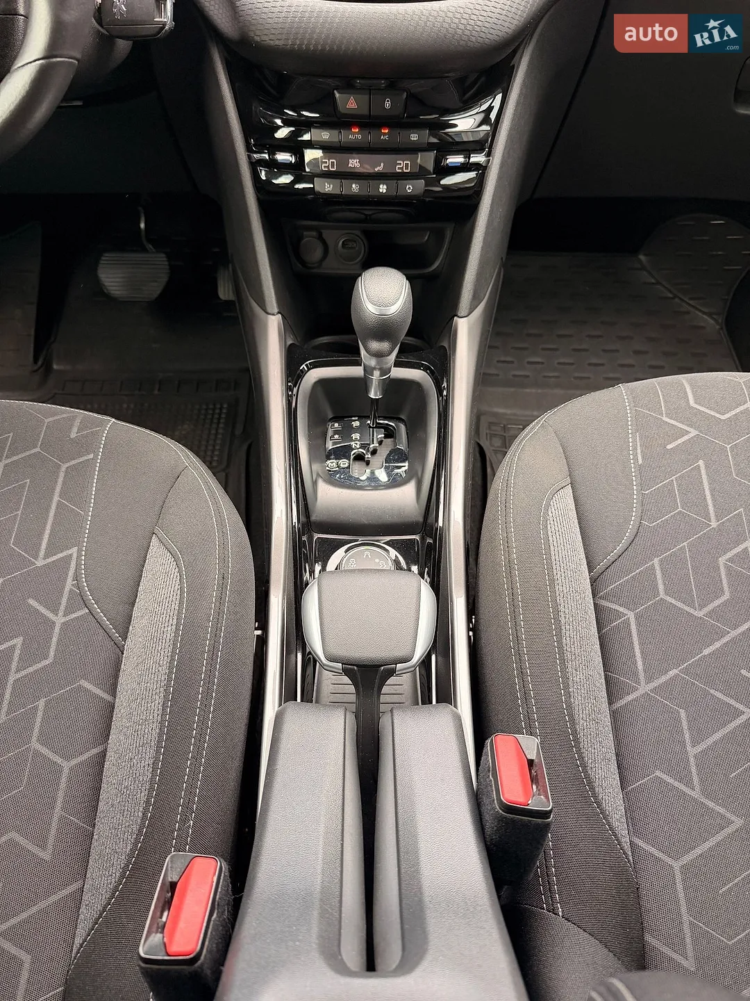2019 Peugeot 2008 - мініатюра 30
