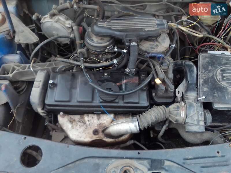 Хетчбек Peugeot 205 1985 в Покровському