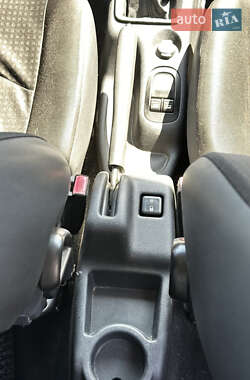 Хетчбек Peugeot 206+ 2010 в 