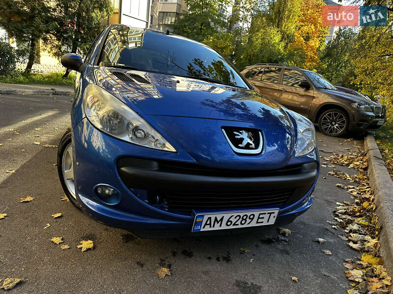 Хетчбек Peugeot 206+ 2012 в Києві фото Хетчбек Peugeot 206+ 2012 в Києві