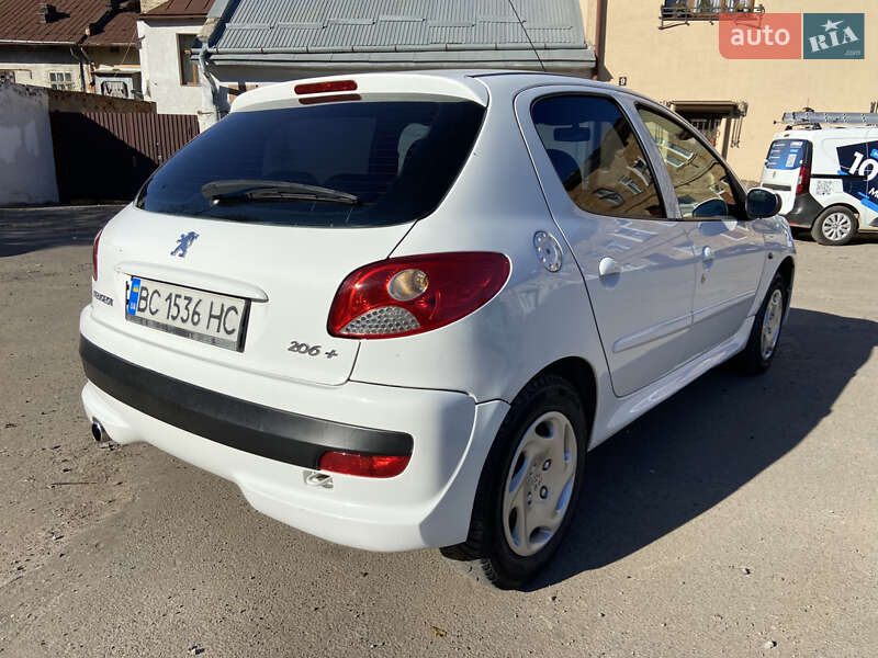 Хетчбек Peugeot 206+ 2010 в Львові