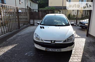 Хэтчбек Peugeot 206 2004 в Львове