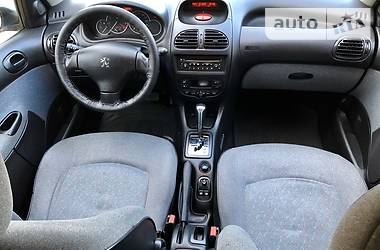 Хэтчбек Peugeot 206 2009 в Одессе