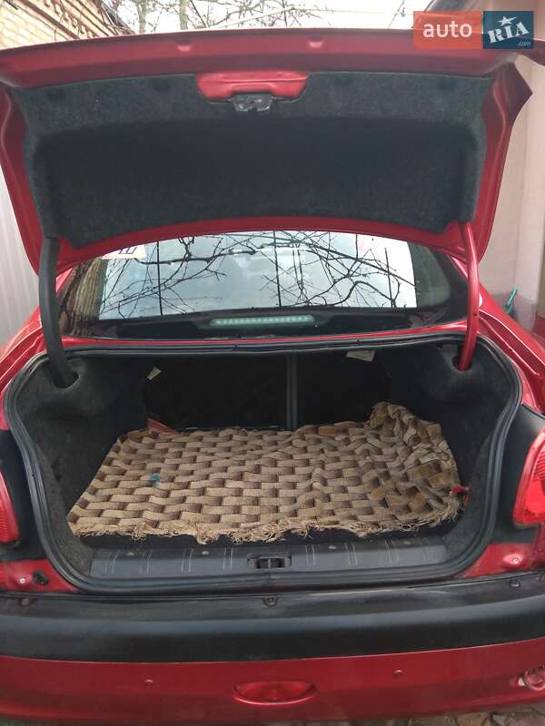 Седан Peugeot 206 2008 в Новомиргороді