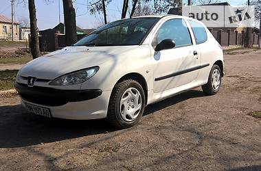 Хетчбек Peugeot 206 2004 в 