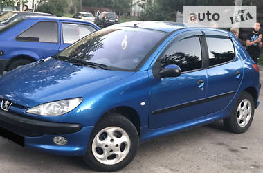 Хэтчбек Peugeot 206 2003 в Львове