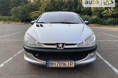 Кабриолет Peugeot 206 2002 в Одессе