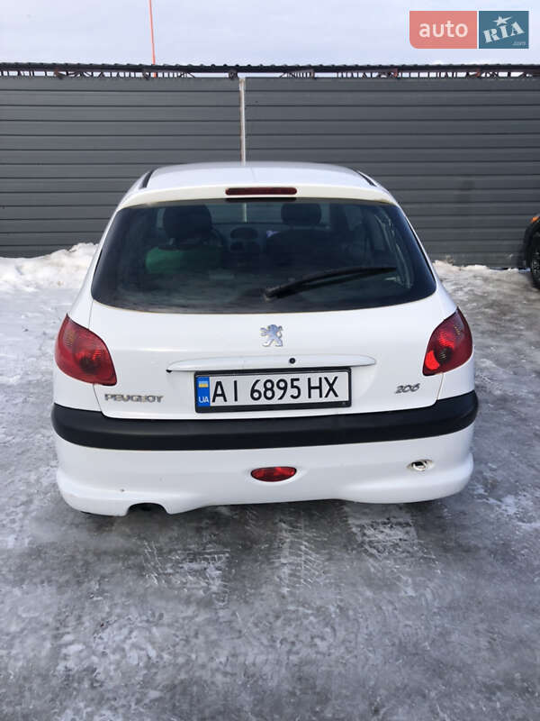 Хэтчбек Peugeot 206 2006 в Ирпене