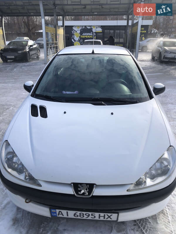 Хэтчбек Peugeot 206 2006 в Ирпене