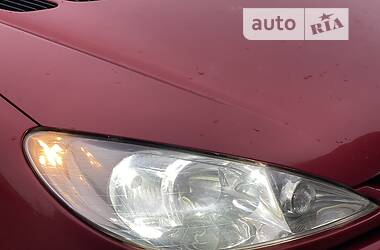 Хэтчбек Peugeot 206 2007 в 
