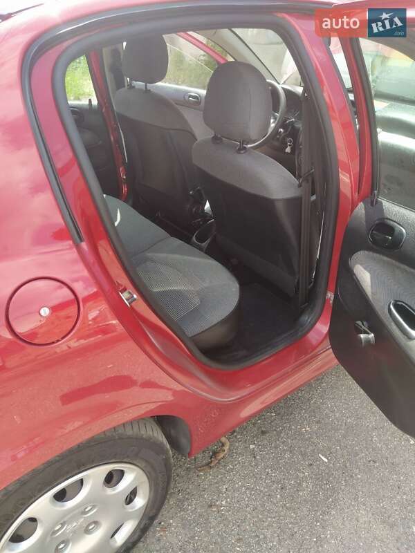 Седан Peugeot 206 2010 в Славуті