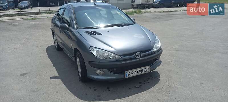 Седан Peugeot 206 2009 в Вознесенську