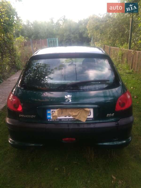 Хетчбек Peugeot 206 2003 в Львові