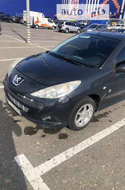 Хетчбек Peugeot 206 2012 в Києві