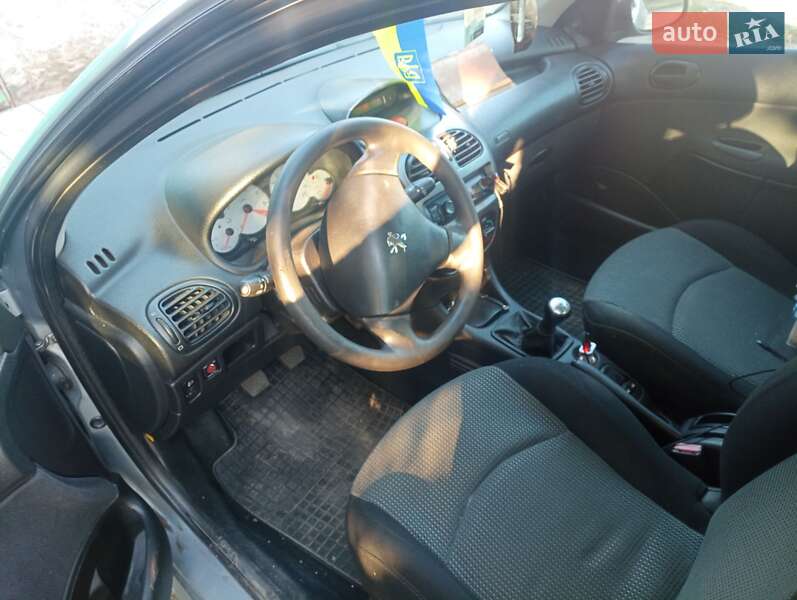 Хетчбек Peugeot 206 2005 в Балаклії фото 8 Хетчбек Peugeot 206 2005 в Балаклії
