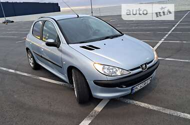 Хэтчбек Peugeot 206 2006 в Львове