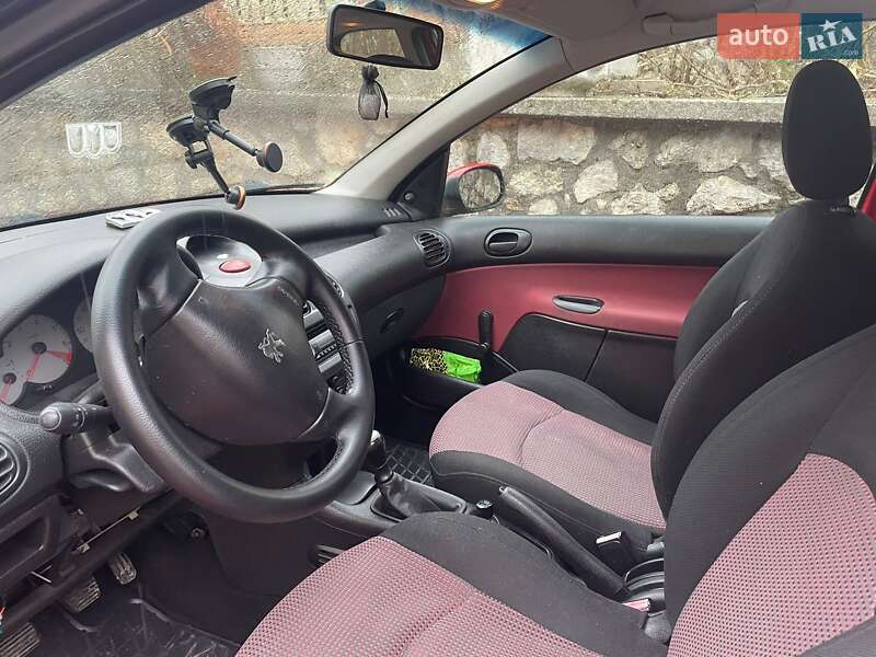 Хэтчбек Peugeot 206 2005 в Тернополе