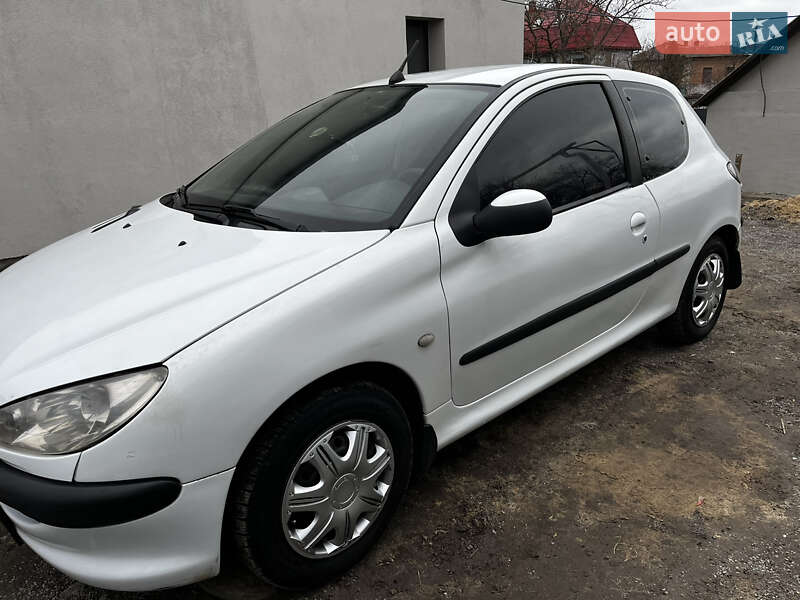 Peugeot 206 2004