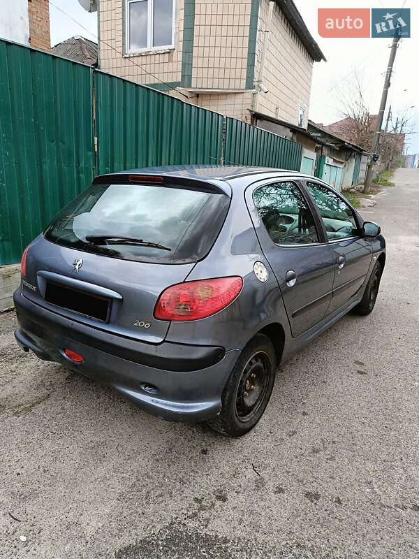 Хетчбек Peugeot 206 2006 в Києві