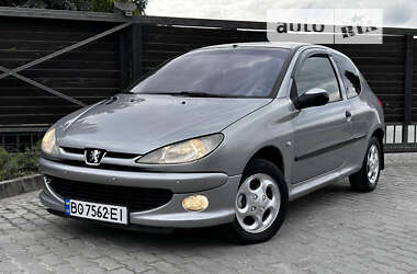 Хэтчбек Peugeot 206 2002 в Тернополе