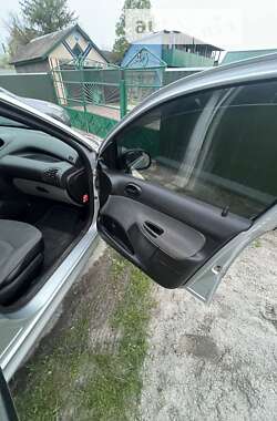 Седан Peugeot 206 2007 в Кагарлику