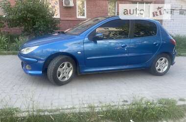 Хэтчбек Peugeot 206 2006 в Умани