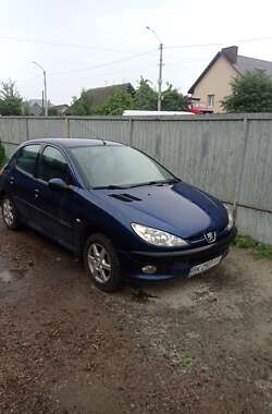 Хэтчбек Peugeot 206 2007 в Ровно