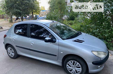 Хэтчбек Peugeot 206 2002 в Николаеве