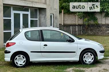 Хетчбек Peugeot 206 2003 в Жмеринці