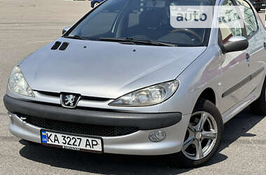 Хэтчбек Peugeot 206 2008 в Киеве