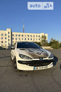 Хетчбек Peugeot 206 2008 в Києві