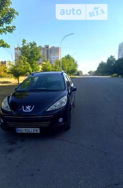 Хэтчбек Peugeot 206 2011 в Теплодаре