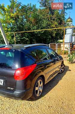 Хэтчбек Peugeot 206 2011 в Теплодаре