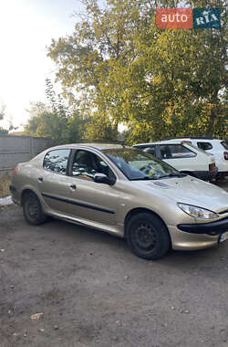 Седан Peugeot 206 2009 в Днепре