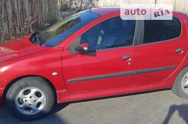 Хэтчбек Peugeot 206 2002 в Львове