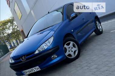 Хетчбек Peugeot 206 2005 в Миколаєві