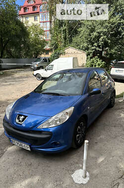 Хетчбек Peugeot 206 2010 в Івано-Франківську