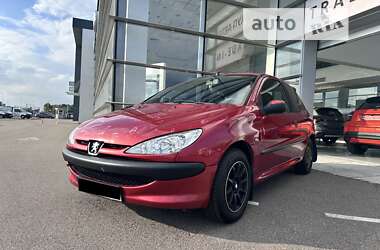 Хетчбек Peugeot 206 2007 в Києві