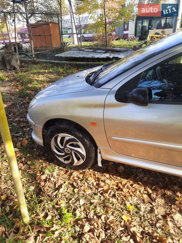 Универсал Peugeot 206 2006 в Ивано-Франковске