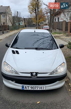 Хэтчбек Peugeot 206 2003 в Коломые