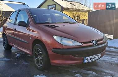 Хэтчбек Peugeot 206 2002 в Киеве